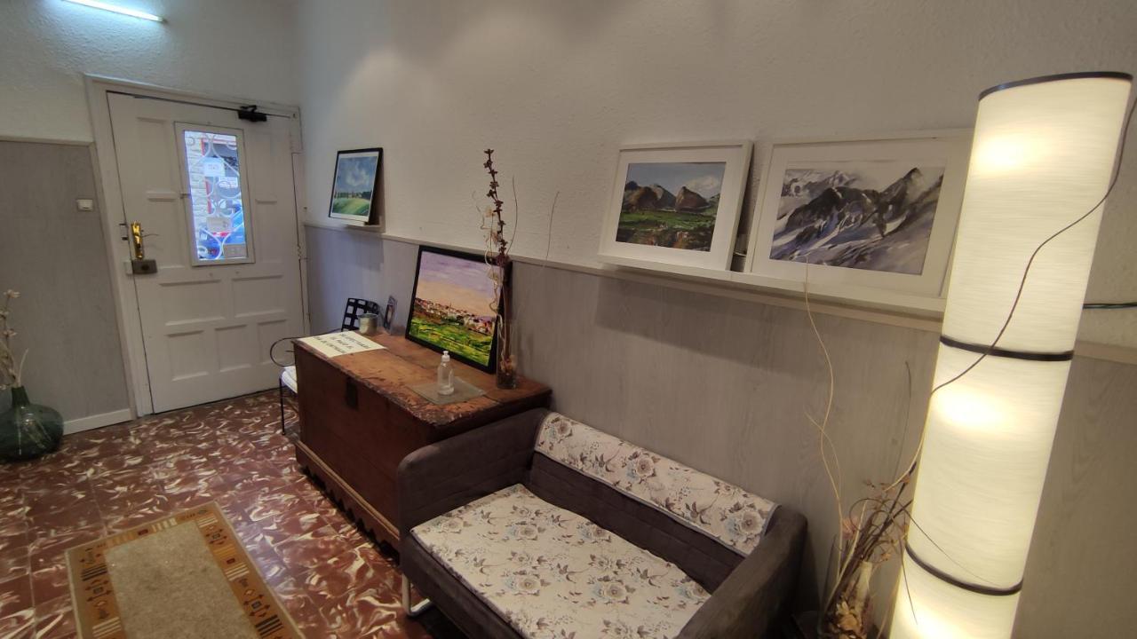 Hostal Escartin Sabiñánigo Εξωτερικό φωτογραφία