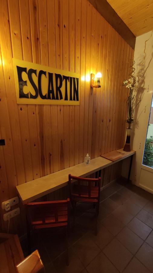 Hostal Escartin Sabiñánigo Εξωτερικό φωτογραφία